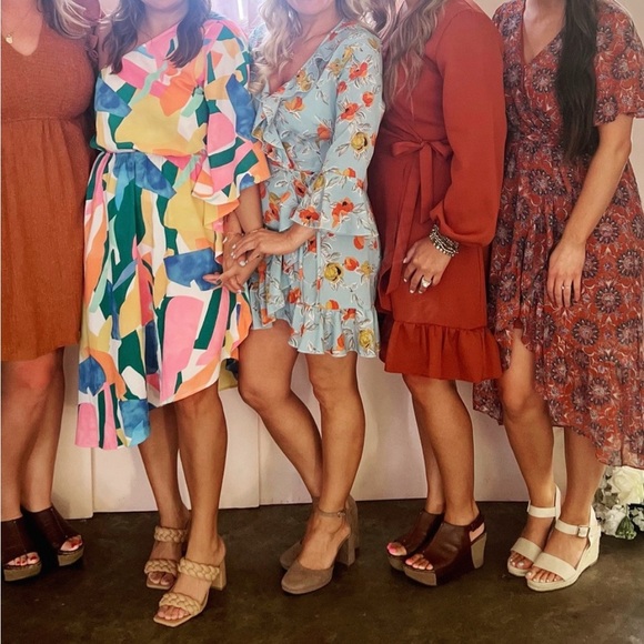 Pretty Little Thing Wrap Floral Dress Size 6 - Picture 1 of 9